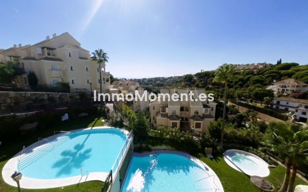 Resale - Apartment - Marbella - Elviria