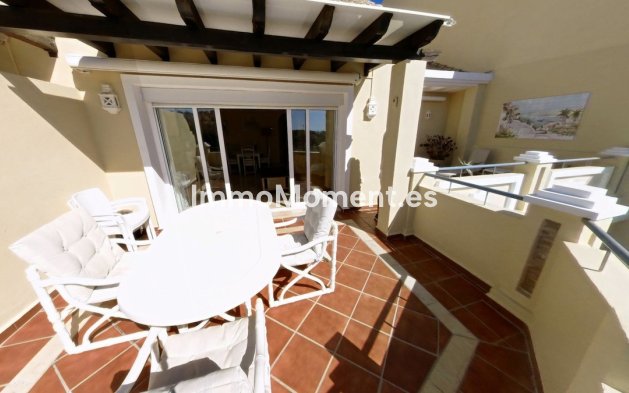 Resale - Apartment - Marbella - Elviria