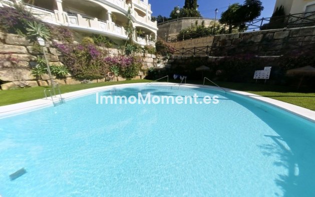 Resale - Apartment - Marbella - Elviria