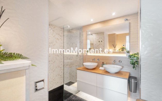 Resale - Apartment - Marbella - Costabella