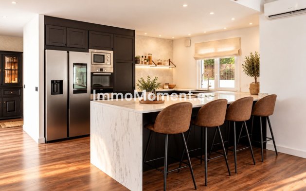 Reventa - Villa independiente - Benahavís - Benahavís Centro
