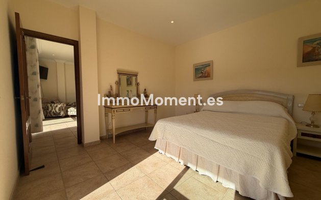 Wiederverkauf - Freistehende Villa - Estepona  - Valle Romano