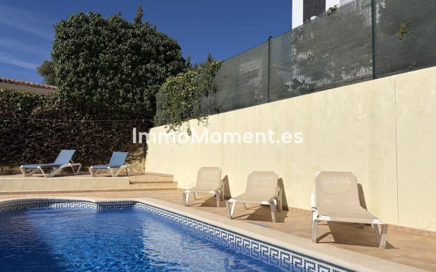 Wiederverkauf - Freistehende Villa - Estepona  - Valle Romano