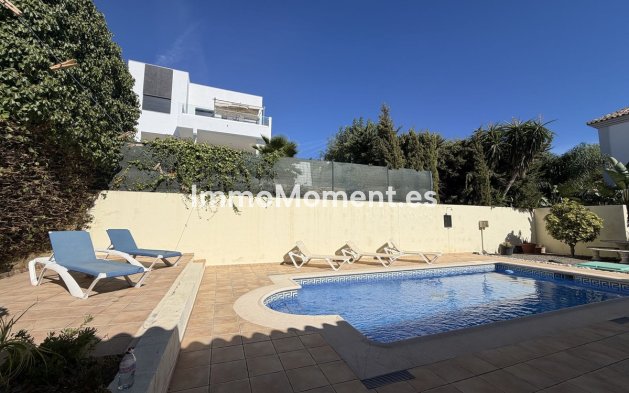 Wiederverkauf - Freistehende Villa - Estepona  - Valle Romano
