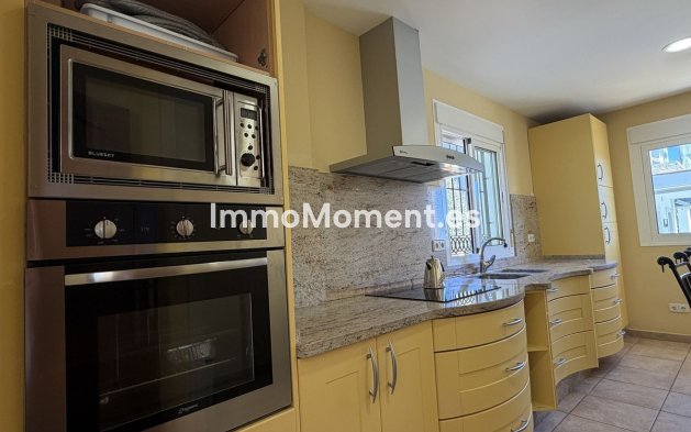 Wiederverkauf - Freistehende Villa - Estepona  - Valle Romano