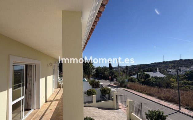 Wiederverkauf - Freistehende Villa - Estepona  - Valle Romano