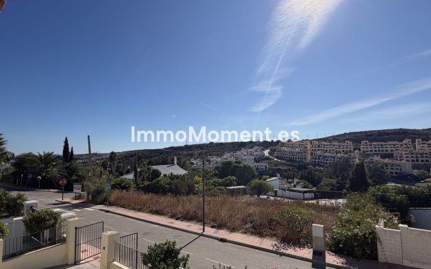 Wiederverkauf - Freistehende Villa - Estepona  - Valle Romano