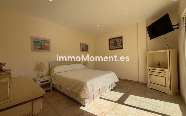 Wiederverkauf - Freistehende Villa - Estepona  - Valle Romano