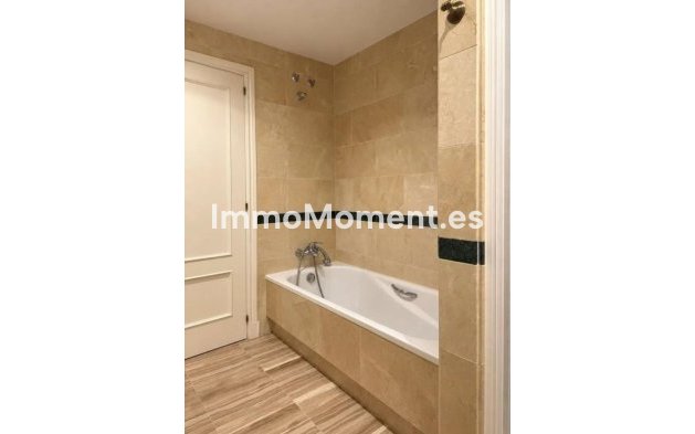 Wiederverkauf - Wohnung - Marbella - Marbella Centro