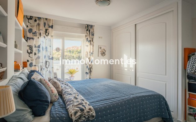 Resale - Apartment - Marbella - La Campana
