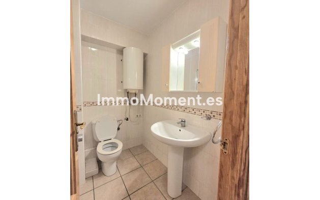 Resale - Apartment - Benalmadena - Benalmadena Centro