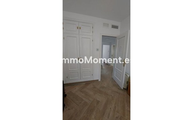 Resale - Apartment - Benalmadena - Torrequebrada