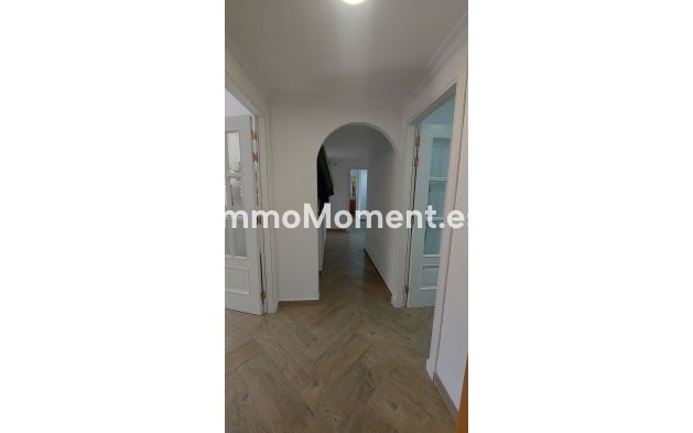 Resale - Apartment - Benalmadena - Torrequebrada