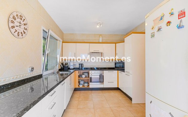 Reventa - Villa independiente - Mijas - Valtocado