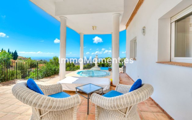 Reventa - Villa independiente - Mijas - Valtocado