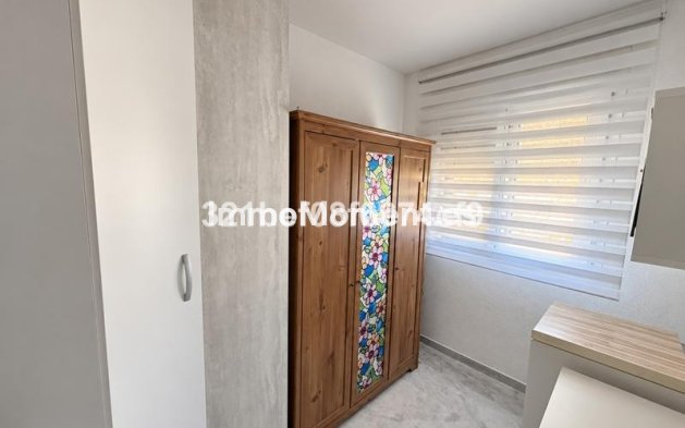 Resale - Apartment - Casares - Doña Julia