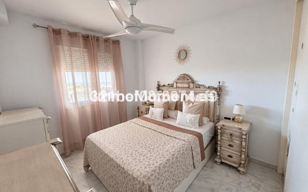 Resale - Apartment - Casares - Doña Julia