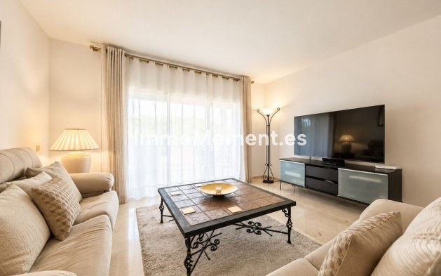 Resale - Apartment - Marbella - Río Real