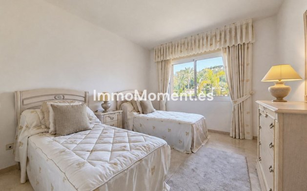 Resale - Apartment - Marbella - Río Real