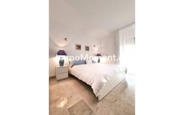 Resale - Apartment - Marbella - Elviria