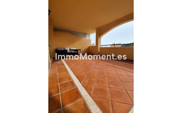 Resale - Apartment - Marbella - Elviria