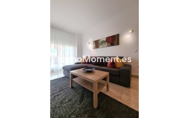 Resale - Apartment - Marbella - Elviria