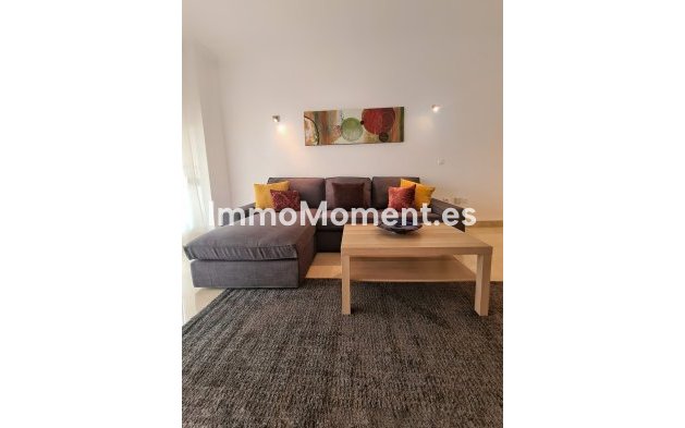 Resale - Apartment - Marbella - Elviria