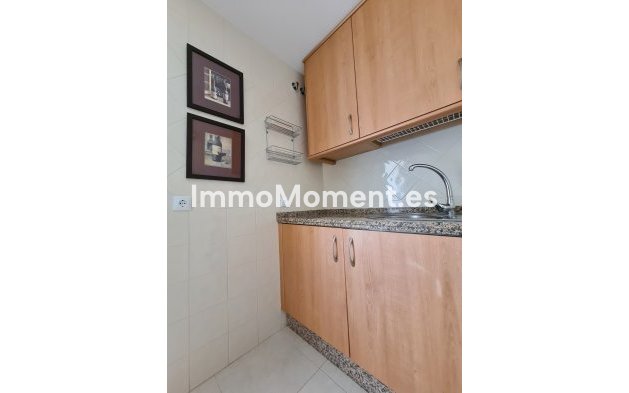 Resale - Apartment - Marbella - Elviria