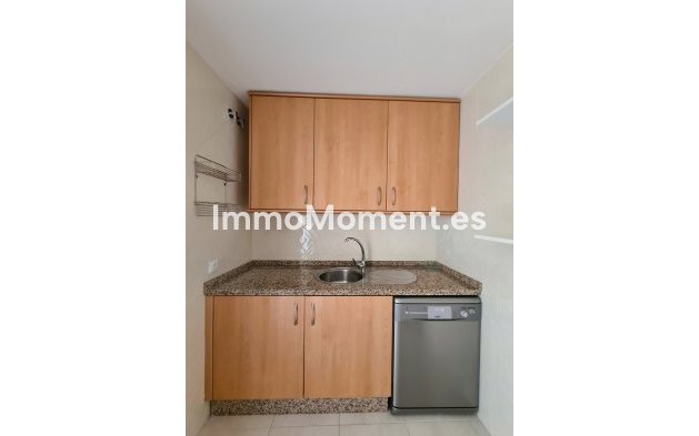 Resale - Apartment - Marbella - Elviria