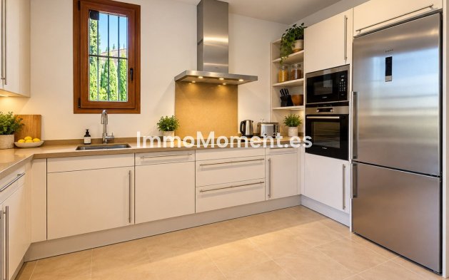 Bestaande woning - Vrijstaande villa - Estepona  - Selwo