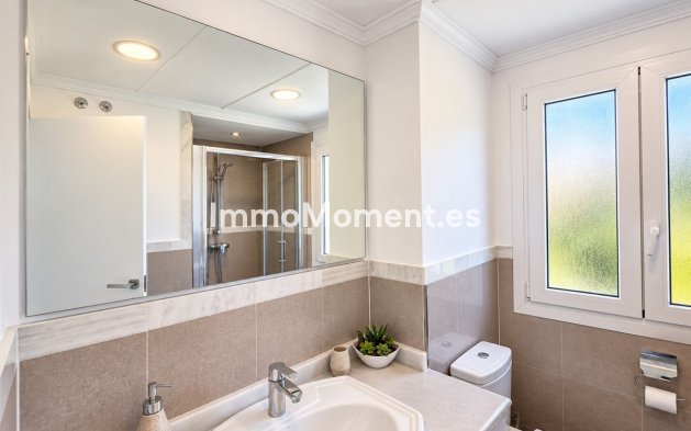 Bestaande woning - Vrijstaande villa - Estepona  - Selwo