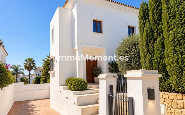 Bestaande woning - Vrijstaande villa - Estepona  - Selwo