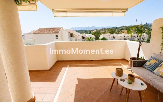 Resale - Apartment - Marbella - Elviria