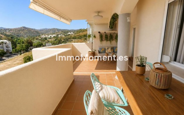 Resale - Apartment - Marbella - Elviria