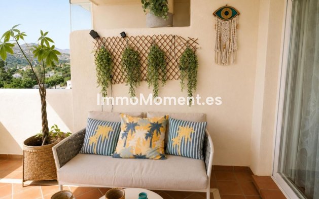Resale - Apartment - Marbella - Elviria
