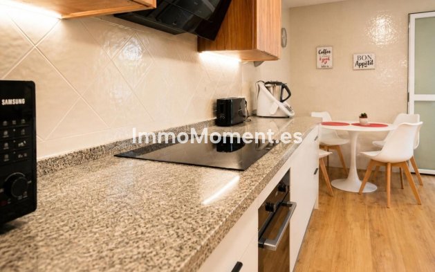 Resale - Apartment - Marbella - Elviria