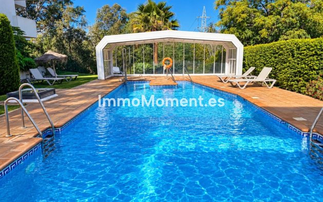 Resale - Apartment - Marbella - Elviria