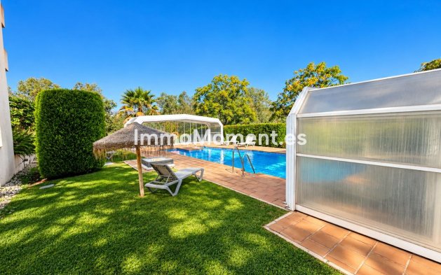 Resale - Apartment - Marbella - Elviria