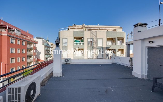 Resale - Apartment - Torrevieja - Torrevieja Centro