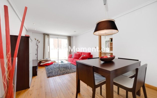 Wiederverkauf - Wohnung - Torrevieja - Torrevieja Centro