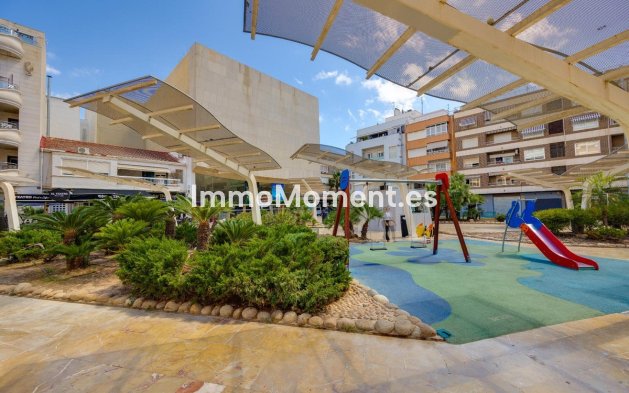 Wiederverkauf - Wohnung - Torrevieja - Torrevieja Centro