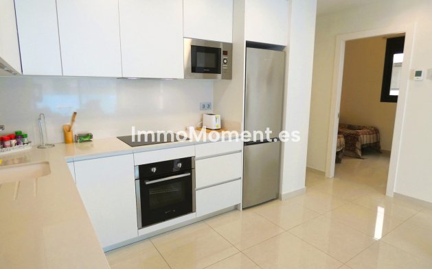 Resale - Apartment - Torrevieja - Torrevieja Centro