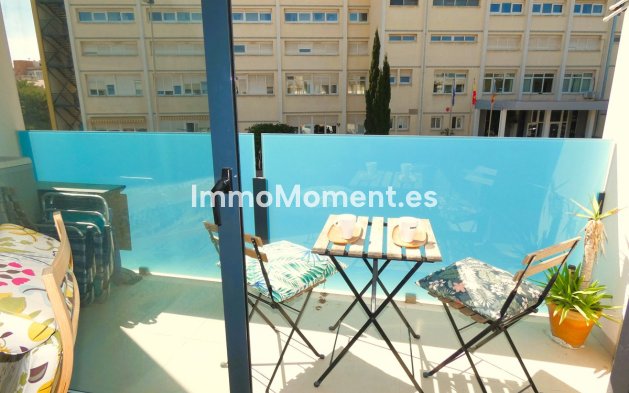 Resale - Apartment - Torrevieja - Torrevieja Centro