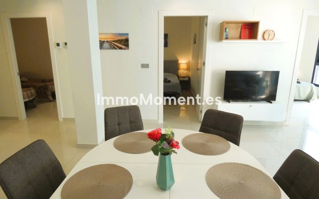 Resale - Apartment - Torrevieja - Torrevieja Centro