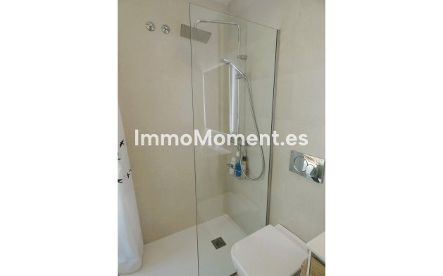 Resale - Apartment - Torrevieja - Torrevieja Centro