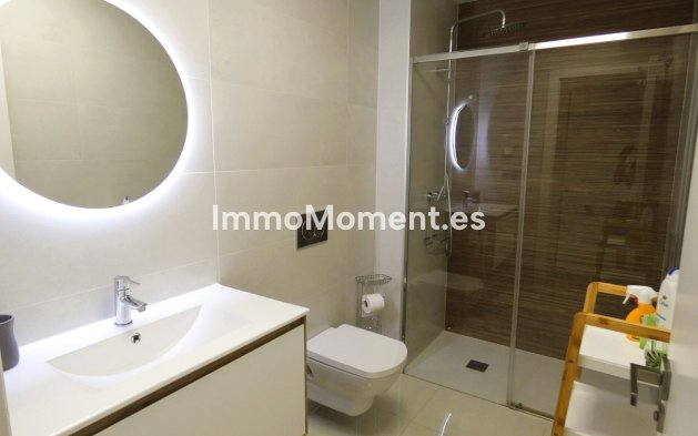 Resale - Apartment - Torrevieja - Torrevieja Centro