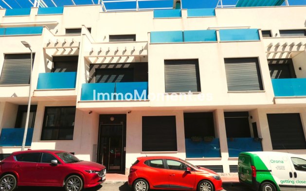 Resale - Apartment - Torrevieja - Torrevieja Centro