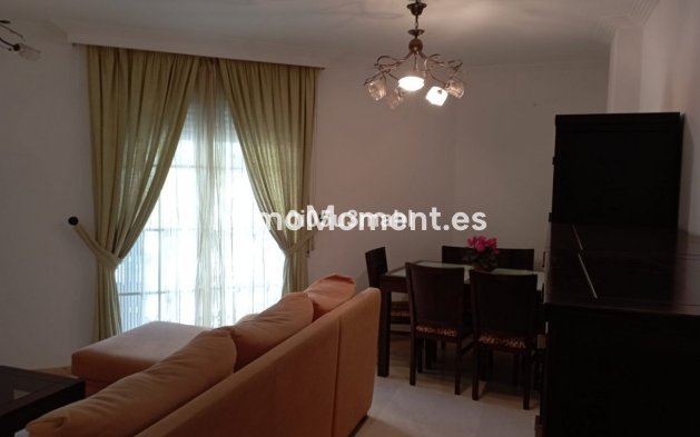 Resale - Apartment - Málaga - La Trinidad