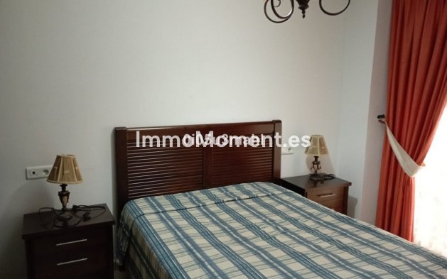 Resale - Apartment - Málaga - La Trinidad