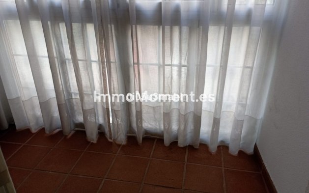Resale - Apartment - Málaga - La Trinidad